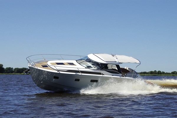 德国巴伐利亚46尺运动游艇