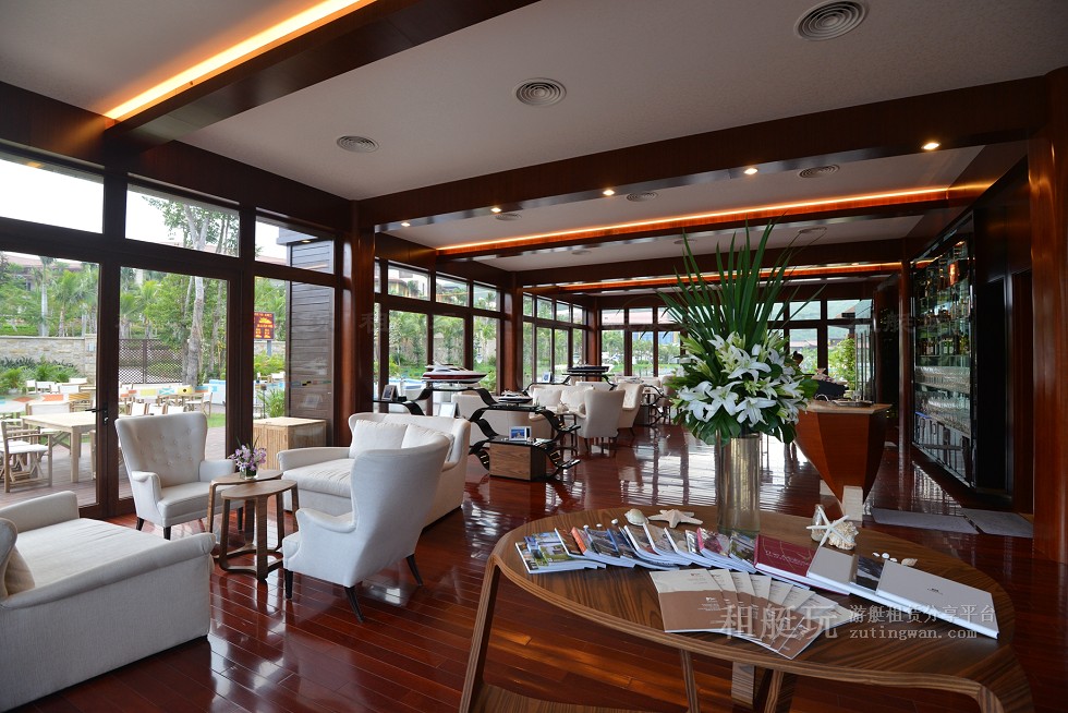 三亞亞龍灣游艇會(huì)碼頭 三亞亞龍灣游艇會(huì)碼頭