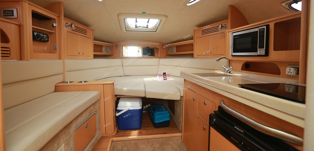 Searay305運(yùn)動(dòng)艇