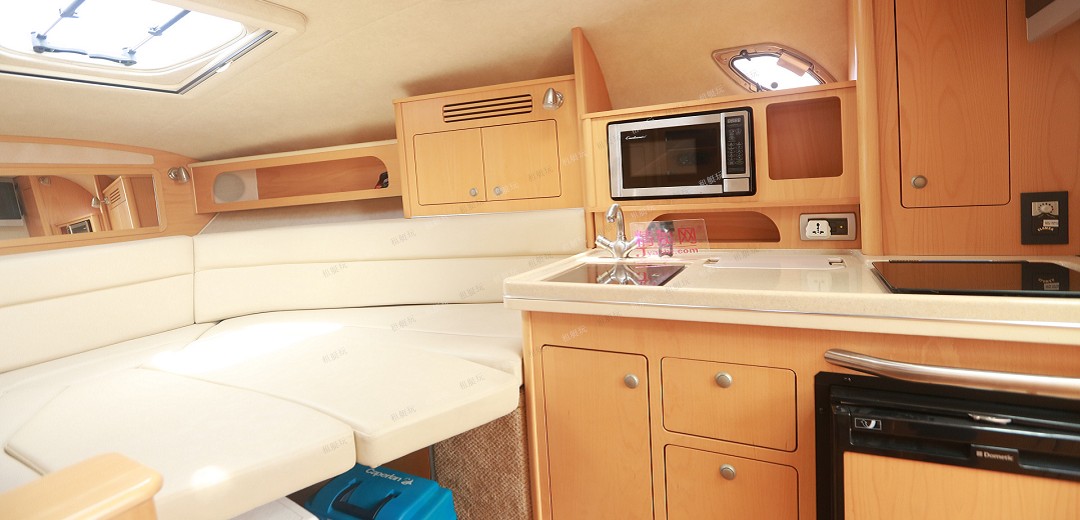 Searay305運(yùn)動(dòng)艇